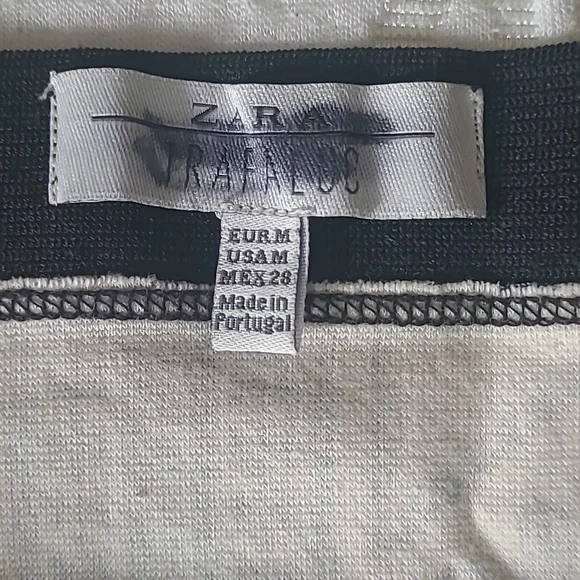 Geometric Patterned Skirt - Picture 2 of 2